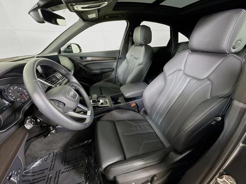 2025 Audi Q5 45 S line Premium