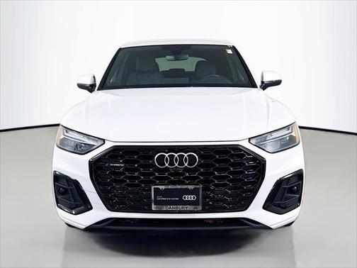 2022 Audi Q5 45 S line Premium Plus