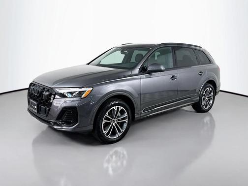 2025 Audi Q7 45 Premium