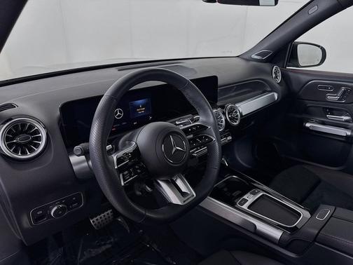 2025 Mercedes-Benz AMG GLB 35 4MATIC