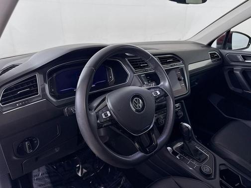 2020 Volkswagen Tiguan 2.0T SEL