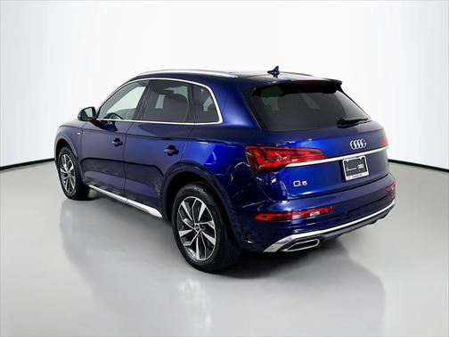 2022 Audi Q5 45 S line Prestige