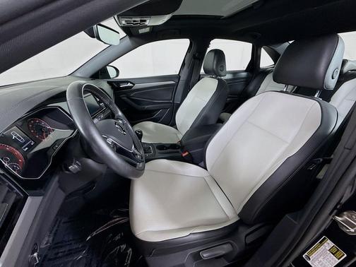 2021 Volkswagen Jetta 1.4T R-Line