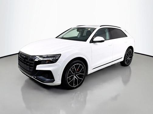 2023 Audi Q8 55 Premium Plus