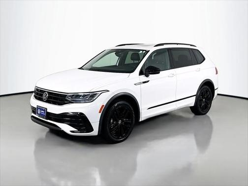 2022 Volkswagen Tiguan 2.0T SE R-Line Black 4MOTION