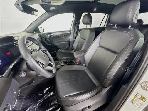 2022 Volkswagen Tiguan 2.0T SE R-Line Black 4MOTION