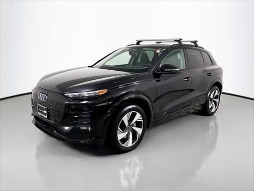 2025 Audi Q6 e-tron Premium Plus quattro