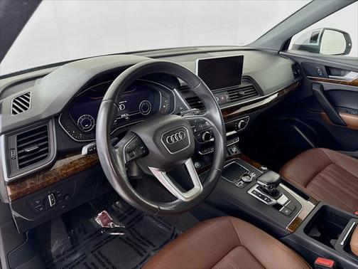 2018 Audi Q5 2.0T Premium Plus