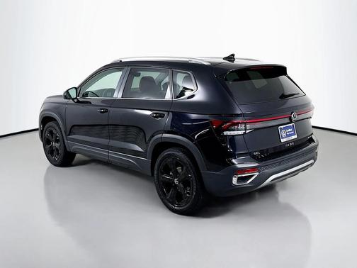 2025 Volkswagen Taos 1.5T SEL