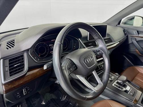2020 Audi Q5 45 Premium Plus