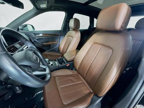 2020 Audi Q5 45 Premium Plus