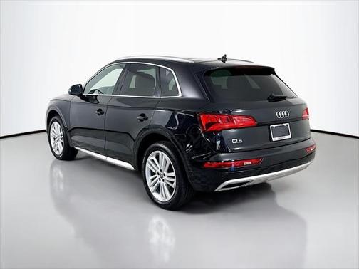 2020 Audi Q5 45 Premium Plus