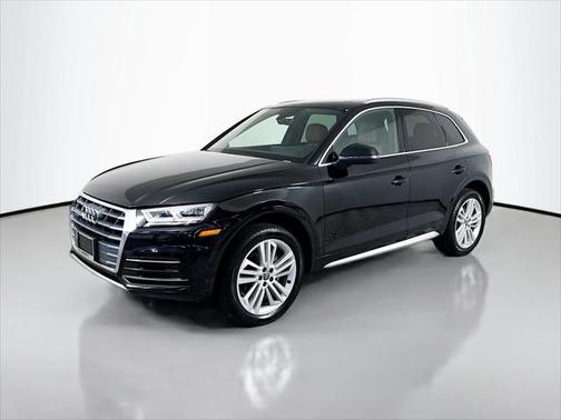 2020 Audi Q5 45 Premium Plus