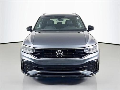2023 Volkswagen Tiguan 2.0T SE R-Line Black 4MOTION