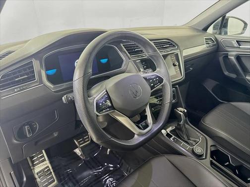 2023 Volkswagen Tiguan 2.0T SE R-Line Black 4MOTION