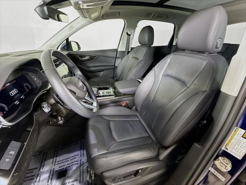 2023 Audi Q7 55 Premium Plus
