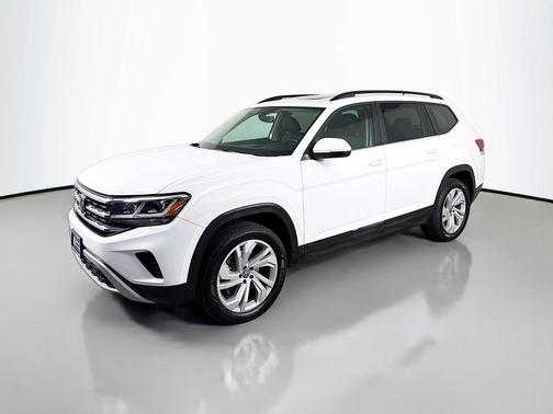 2023 Volkswagen Atlas 3.6L SE w/Technology