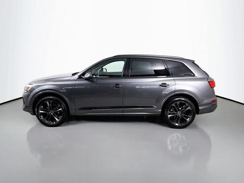 2025 Audi Q7 55 Premium Plus