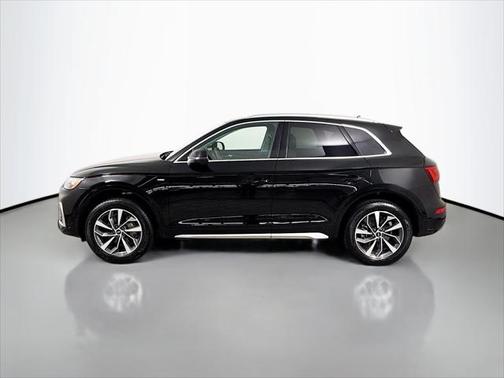 2024 Audi Q5 45 S line Premium