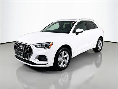 2022 Audi Q3 40 Premium