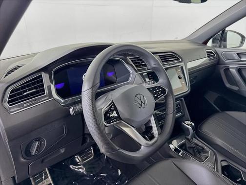 2024 Volkswagen Tiguan 2.0T SE R-Line Black 4MOTION
