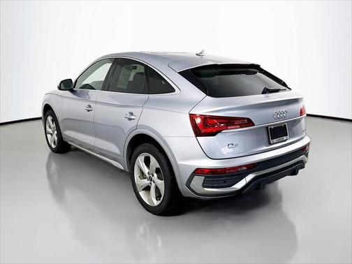 2022 Audi Q5 45 S line Premium Plus