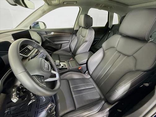 2023 Audi Q5 45 S line Prestige