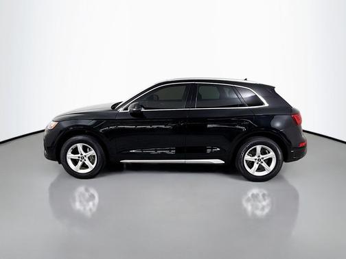 2023 Audi Q5 40 Premium