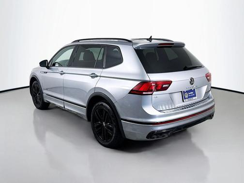 2022 Volkswagen Tiguan 2.0T SE R-Line Black 4MOTION