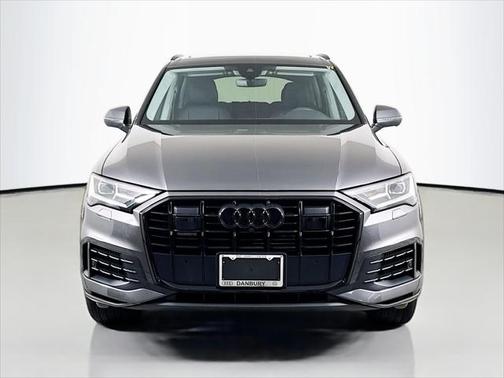2022 Audi Q7 55 Premium Plus