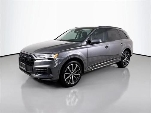 2022 Audi Q7 55 Premium Plus