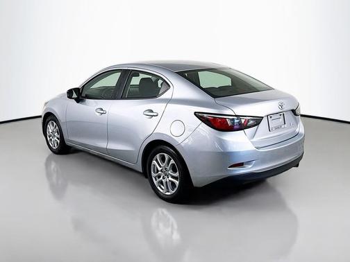 2017 Toyota Yaris iA Base