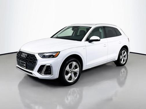 2023 Audi Q5 45 S line Premium Plus