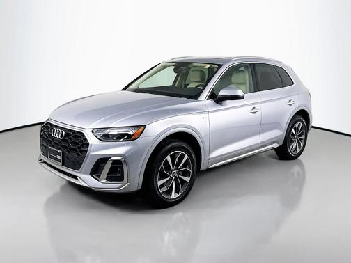 2023 Audi Q5 45 S line Premium Plus
