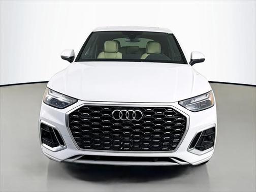 2022 Audi Q5 45 S line Premium Plus