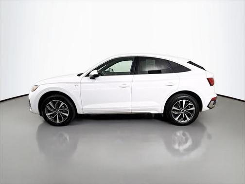 2022 Audi Q5 45 S line Premium Plus