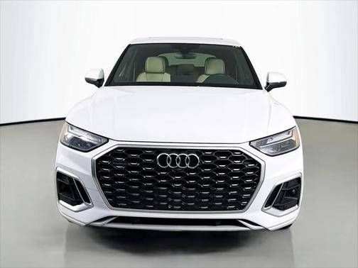 2022 Audi Q5 45 S line Premium Plus