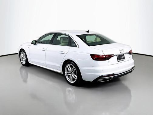 2023 Audi A4 45 S line Premium