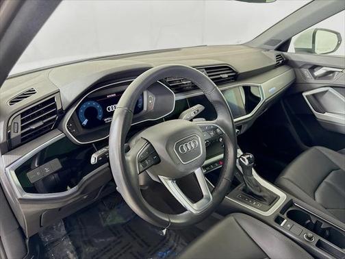 2022 Audi Q3 45 S line Premium Plus