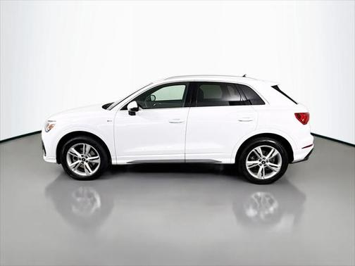2022 Audi Q3 45 S line Premium Plus