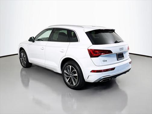 2022 Audi Q5 45 S line Premium