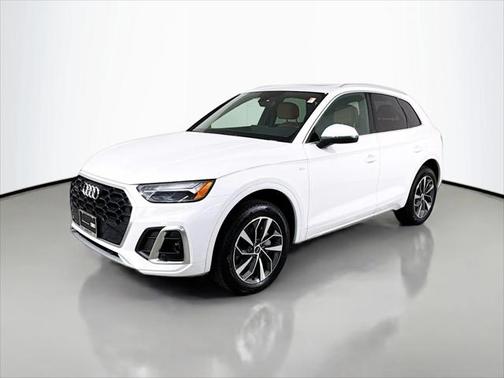 2022 Audi Q5 45 S line Premium
