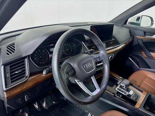 2022 Audi Q5 45 S line Premium