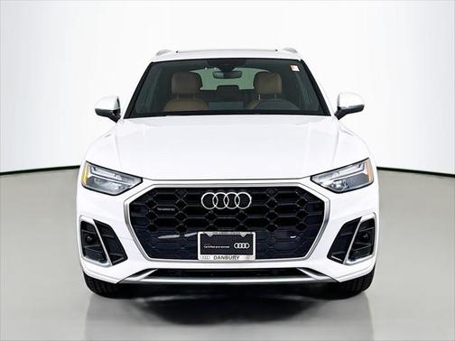 2022 Audi Q5 45 S line Premium