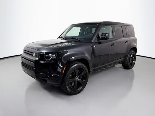 2023 Land Rover Defender 110 V8