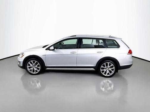 2017 Volkswagen Golf Alltrack TSI SEL