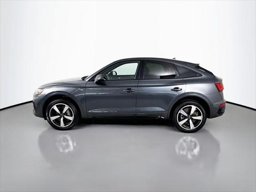 2022 Audi Q5 45 S line Premium Plus
