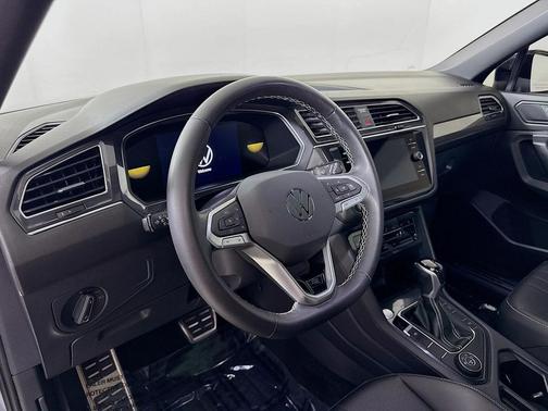 2023 Volkswagen Tiguan 2.0T SE R-Line Black 4MOTION