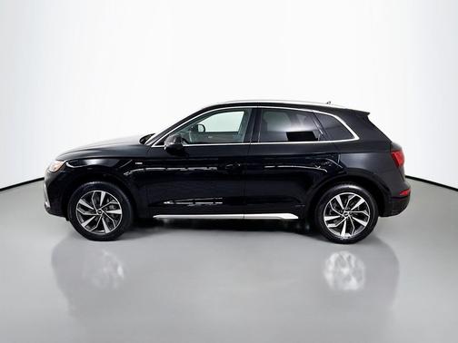 2023 Audi Q5 45 S line Premium