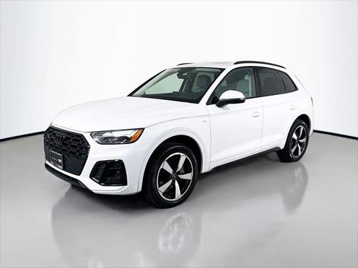 2022 Audi Q5 45 S line Premium Plus